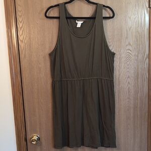 H&M Green Sleeveless Scoop Neck Sundress
